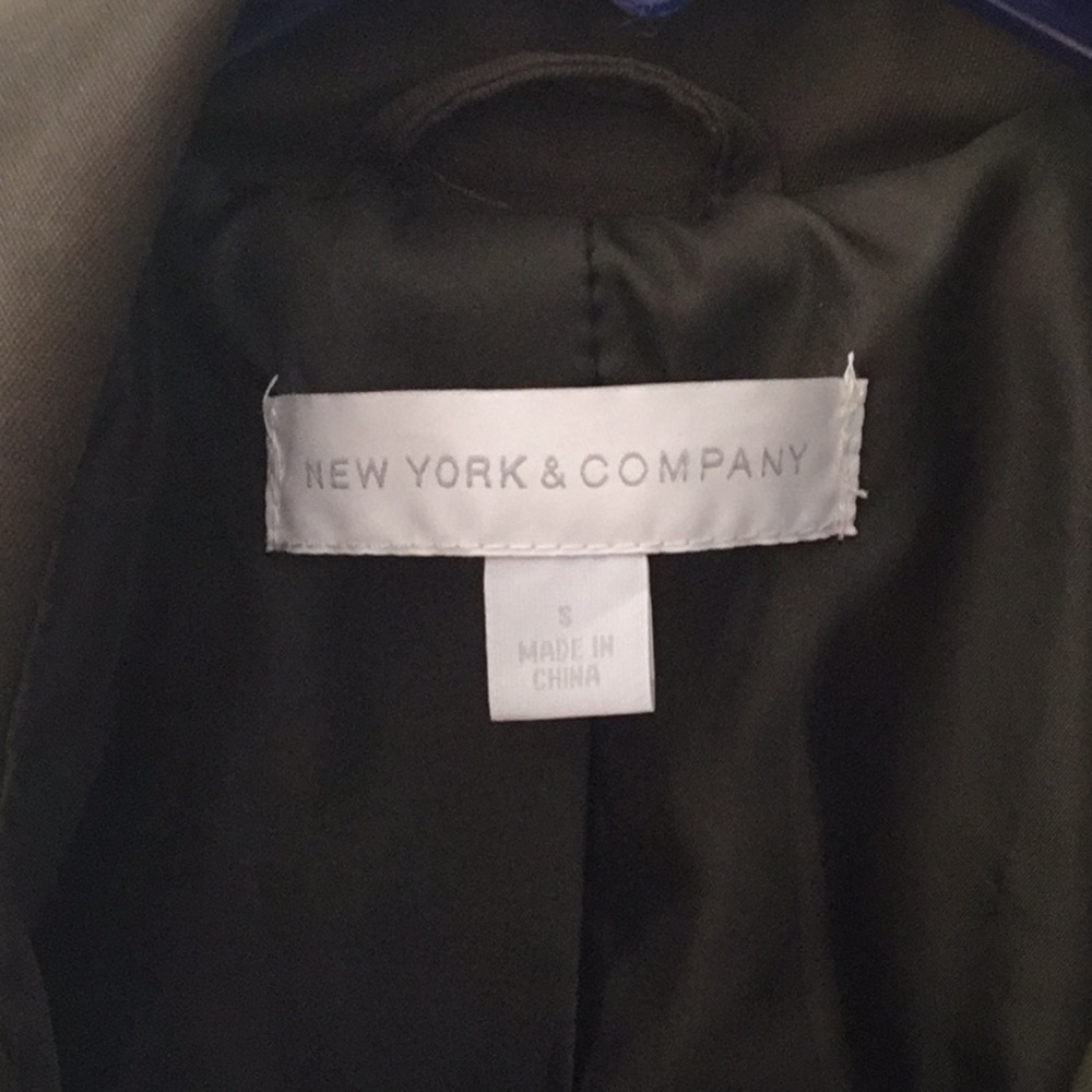 Belted trench coat - Picture 3 of 5
